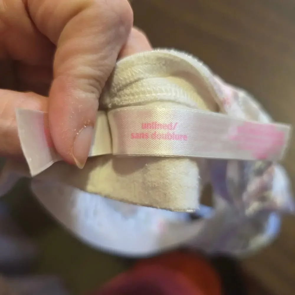 Victoria's secret velvet bra Small unlined